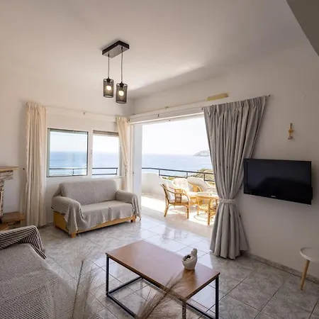 Evita Bay Heraklion * Agia Pelagia